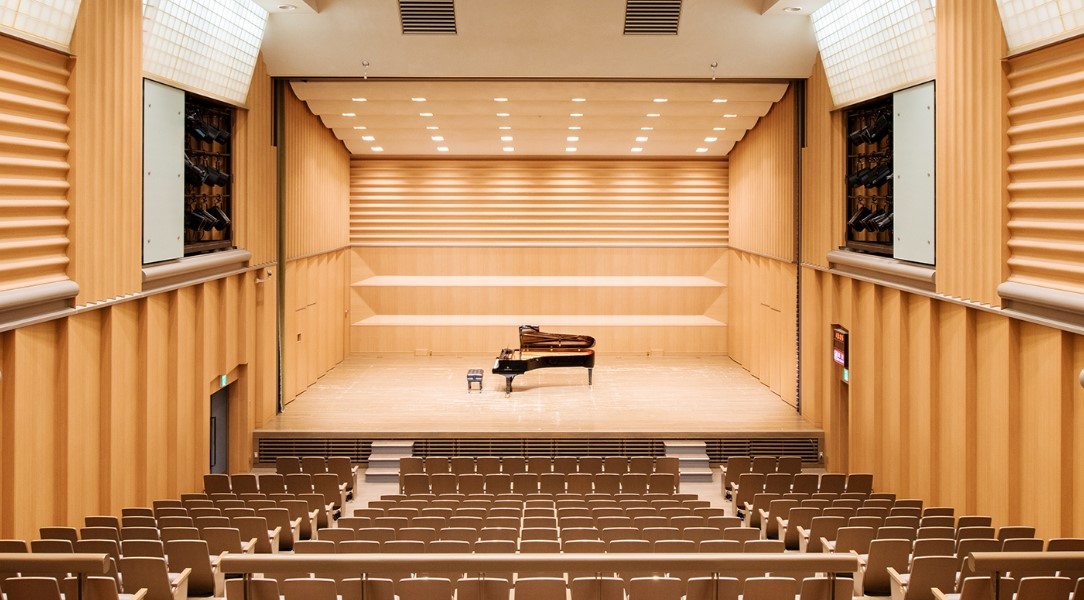 かなっくホール全景